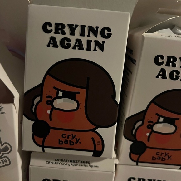 POP MART Other - Pop Mart Crying Again Cry Baby Dolls